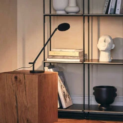 Artemide Demetra Micro Tavolo LED -Beste Lichtgeschäft 002 Artemide Demetra Micro Tavolo LED ambient2 1737e0a2a0db61ffa966086a86a34776