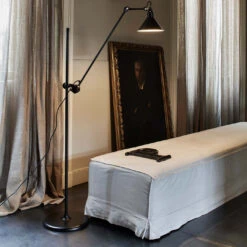 DCWéditions Lampe Gras N°215 Conic -Beste Lichtgeschäft 002 DCW Lampe Gras No 215 Conic Steh ambient2 3b2d0ba19502f721aa3138124b6b0781