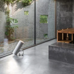 Flos Sawaru 10 Flos Sawaru -Beste Lichtgeschäft 002 Flos Sawaru LED Boden ambient 101812 weiss 14900b4052e4abb9400f8053c2f3bd07