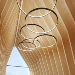 Martinelli Luce Loop -Beste Lichtgeschäft 002 Martinelli Luce Loop Pendel ambient3 39cb95ad795e2c91d1336d73d770bff2