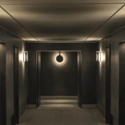 Oluce Duca 1950 -Beste Lichtgeschäft 002 Oluce Duca 1950 Wand ambient2 e86540710d484a6bda3b30cb294d09b7