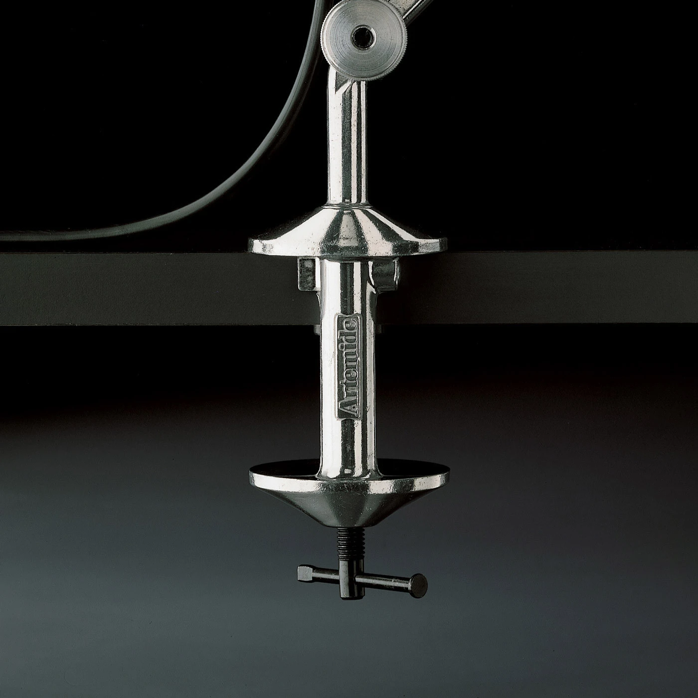 Artemide Tolomeo Tavolo Mit Tischklemme 6 Artemide Tolomeo Tavolo Mit Tischklemme – Bild 4