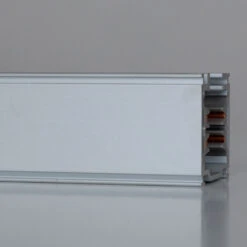 SLV Eutrac 3 Phasen-Aufbauschiene 100 Cm 8 SLV Eutrac 3 Phasen-Aufbauschiene 100 Cm -Beste Lichtgeschäft 004 MG 0755 7ad5a98af8c5514c8bbbbc274b01250c