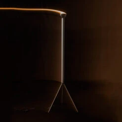 Flos Luminator -Beste Lichtgeschäft 005 Flos Luminator Steh ambient 123179 weiss ba847ccf436e94b347cc42e0dc3f888a