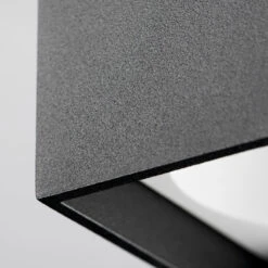 Light-Point Solo Square LED 9 Light-Point Solo Square LED -Beste Lichtgeschäft 005 Light Point Solo Square LED Decke detail3 77477 schwarz c2da115d0a986f0e349b51e881c4fa3a