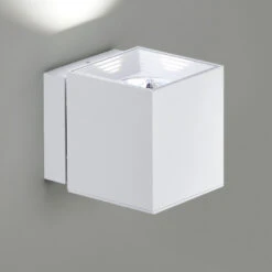 Milan Dau 80 Wandleuchte COB LED -Beste Lichtgeschäft 005 Milan F Dau Led 6411 A 001 f2710ff598c7c9e8924f524cae293a95