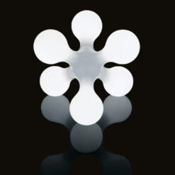 Kundalini Atomium 15 Kundalini Atomium -Beste Lichtgeschäft 006 Kundalini Atomium floor total weiss 6a7b8348ea82cd84eb9124b6af887b0b