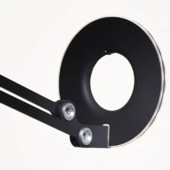 Pablo Designs Link Table Medium -Beste Lichtgeschäft 006 designhouse link black 9f516b0503231b1ce3ea7f5667aedd09