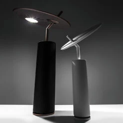 Icone Luà LG -Beste Lichtgeschäft 007 Icone Lua Lg Tisch Ambient5 78486 Braun 6b190ae3fa01aadeaf8f3244347f9eaf