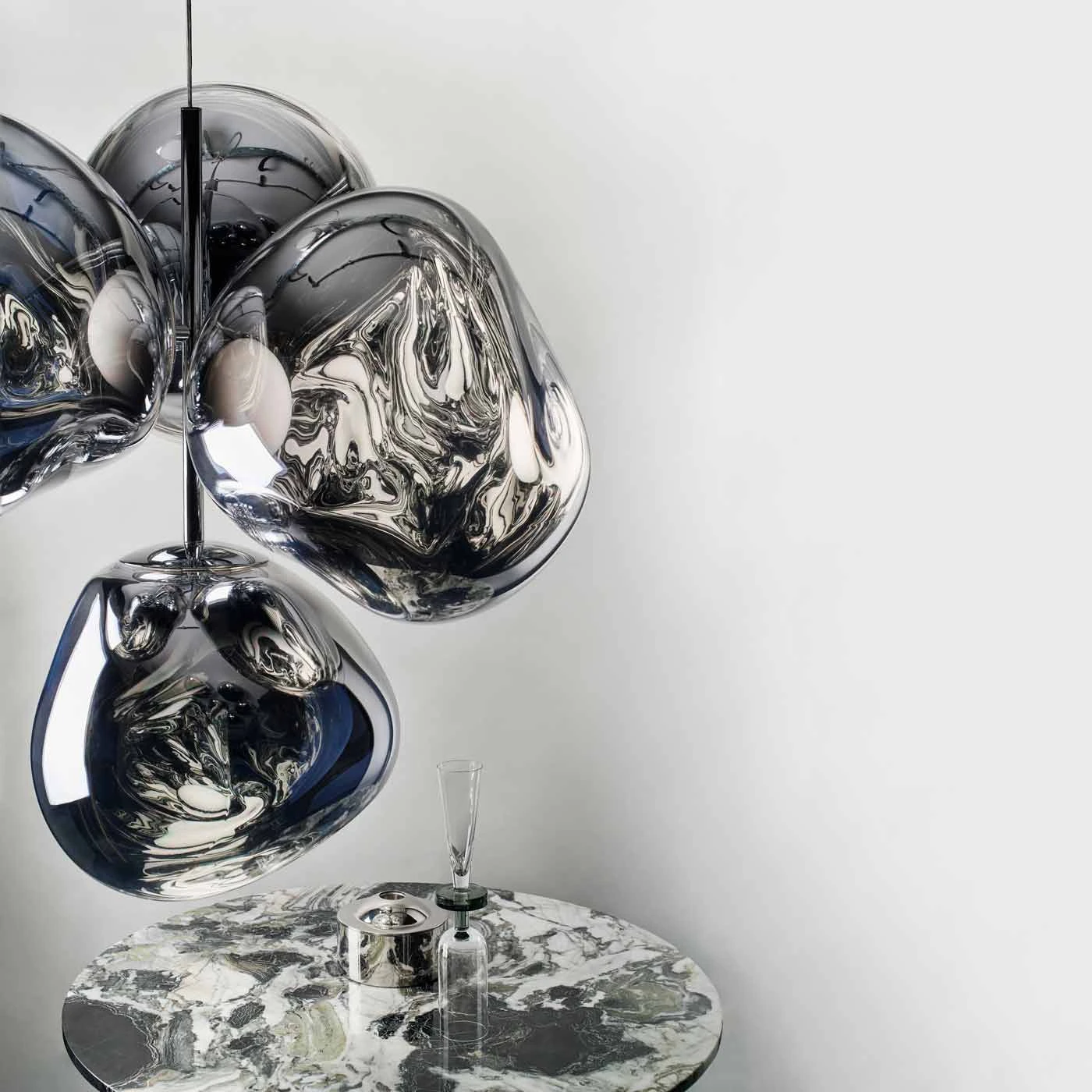 Tom Dixon Melt Chandelier Small 11 Tom Dixon Melt Chandelier Small – Bild 9