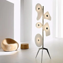 Foscarini Orbital Terra -Beste Lichtgeschäft 011 Foscarini Orbital Stehleuchte ambient 109 weiss 250e119957bb8230d11c66cc0dc2f7aa
